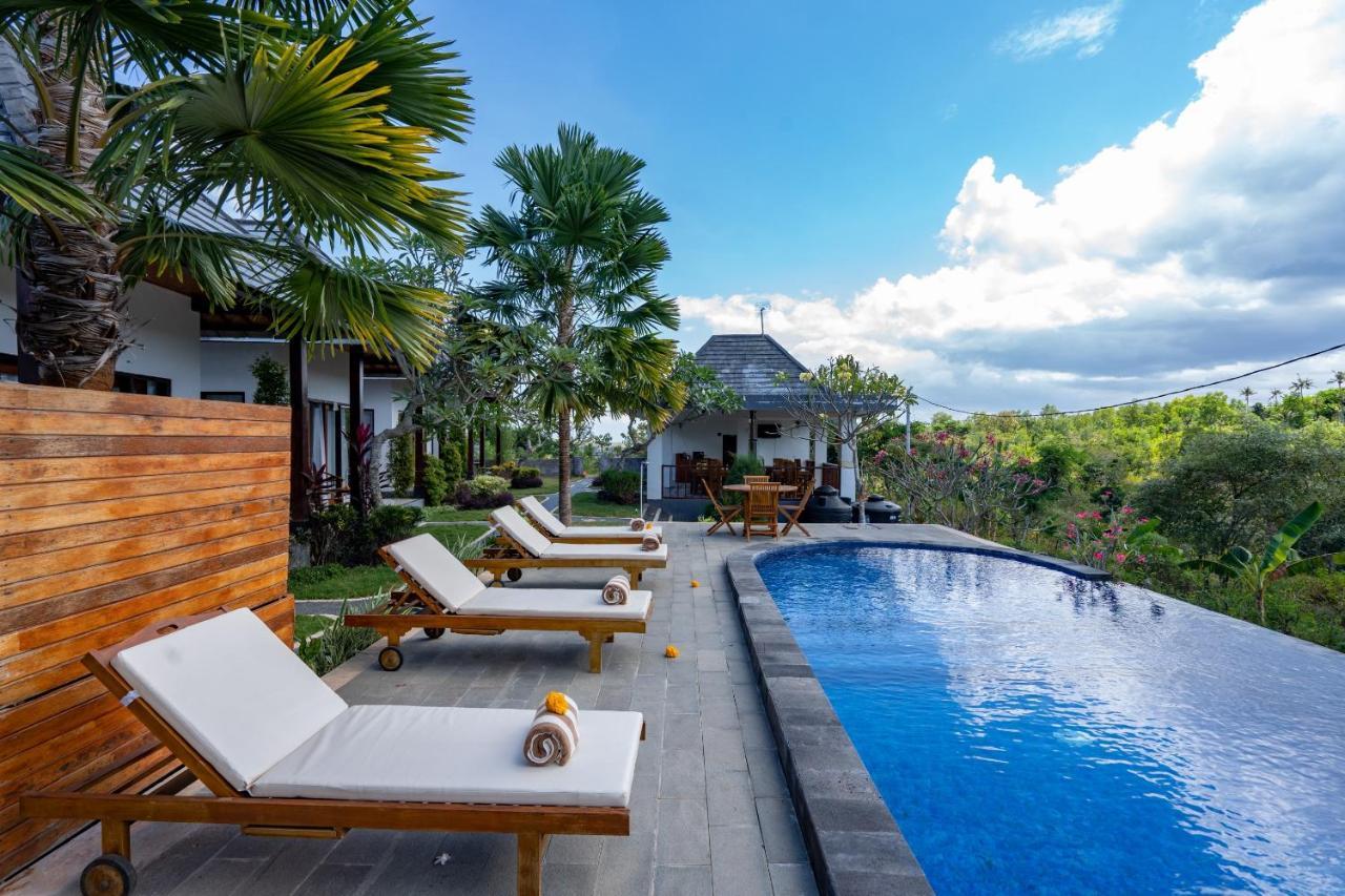 Wk Gamat Garden Hotel Toyapakeh Exterior photo