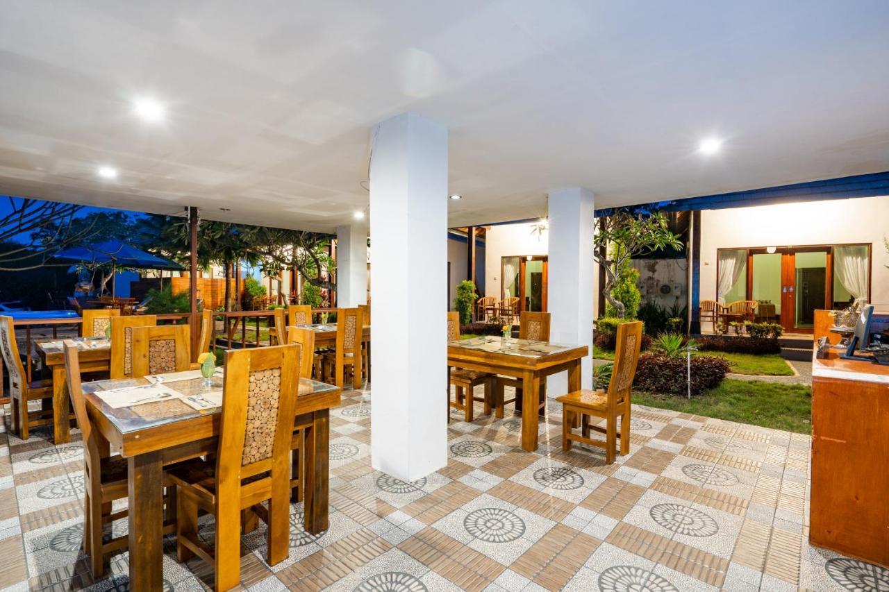 Wk Gamat Garden Hotel Toyapakeh Exterior photo