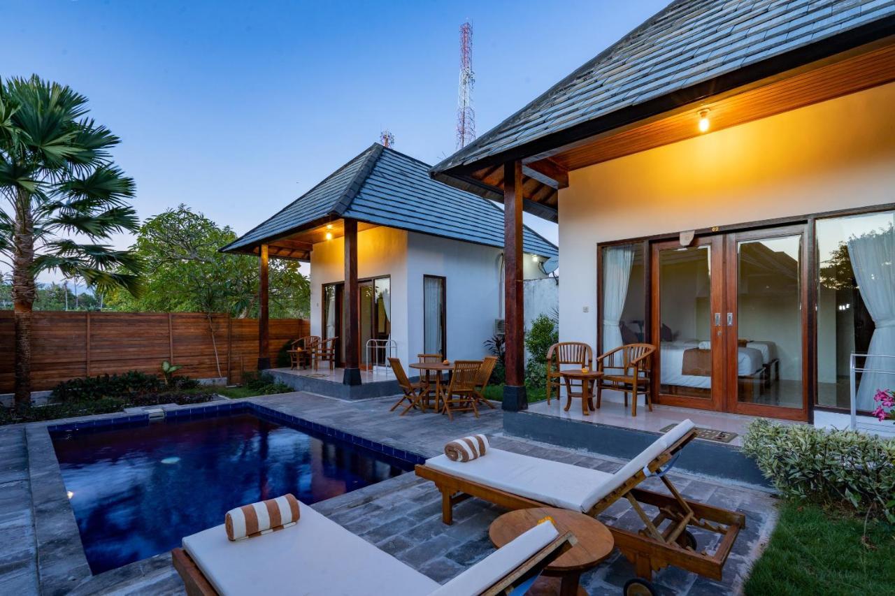 Wk Gamat Garden Hotel Toyapakeh Exterior photo